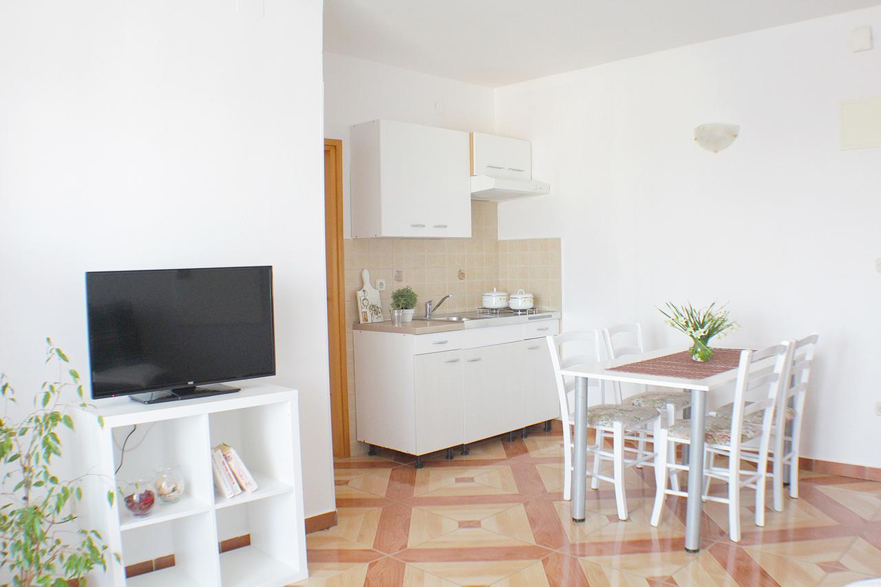 Apartmani Adrijan Krk Кърк Екстериор снимка
